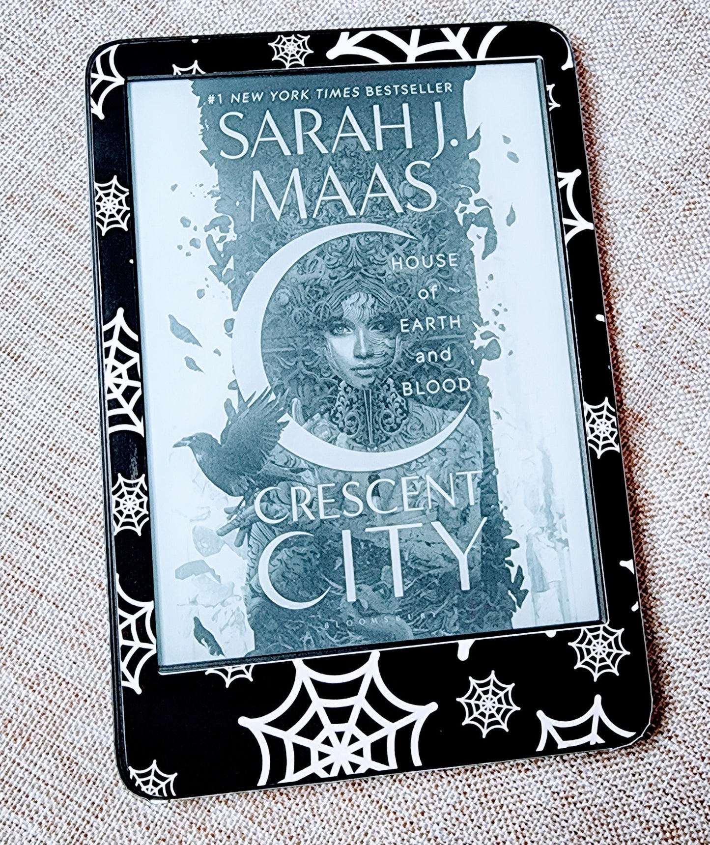 Spooky V-Day Valentine's Insert Skin, Cute Vinyl Wrap for Kindle Kobo iPad Boox Fire, Gift for Valentine Book Lover, BookTok Accessories