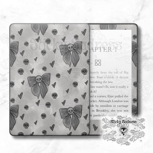 Grey Skull Bow Goth