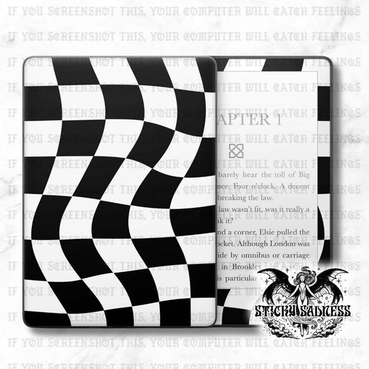 Black Wavy Checkered
